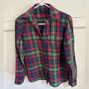 Cute holiday button down!